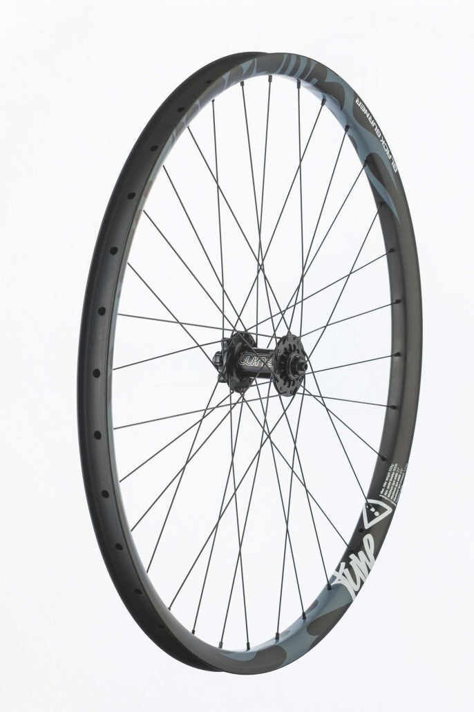 TUNE Juego de Ruedas de Carbon Black Burner AM/Enduro 27.5 100/142 SH-HG11/10 Rojo