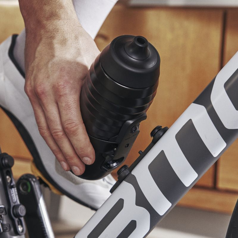 FIDLOCK TWIST SET x KEEGO botella 600 ml + base