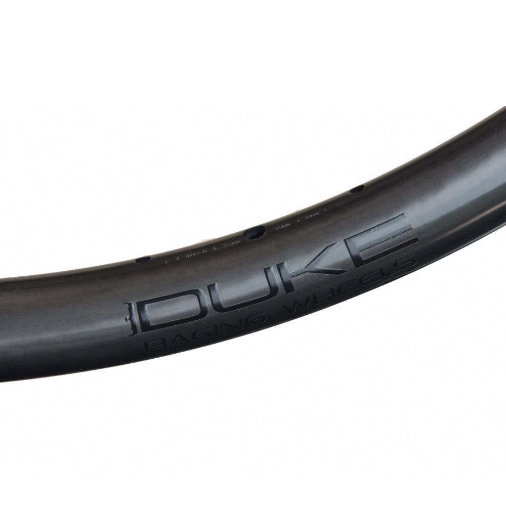 DUKE Juego de Aros Crazy Jack SLS4 6Ters 33 / 30 :: 29'' 28H Asimétrico Carbon