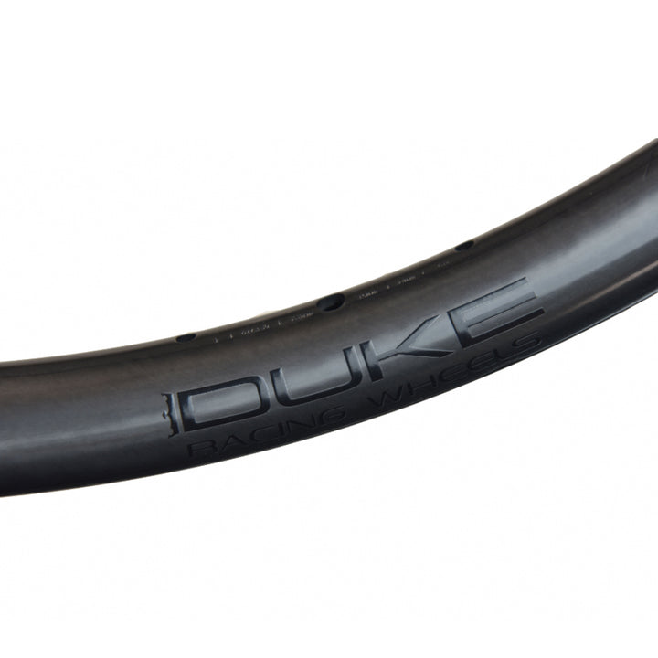 DUKE Juego de Aros Crazy Jack SLS4 6Ters 33 / 30 :: 29'' 28H Asimétrico Carbon