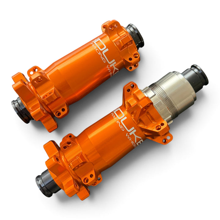 Juego de Mazas DUKE MADMAX Boost IS 110x15 + 148x12 SRAM XD 28H · Naranja
