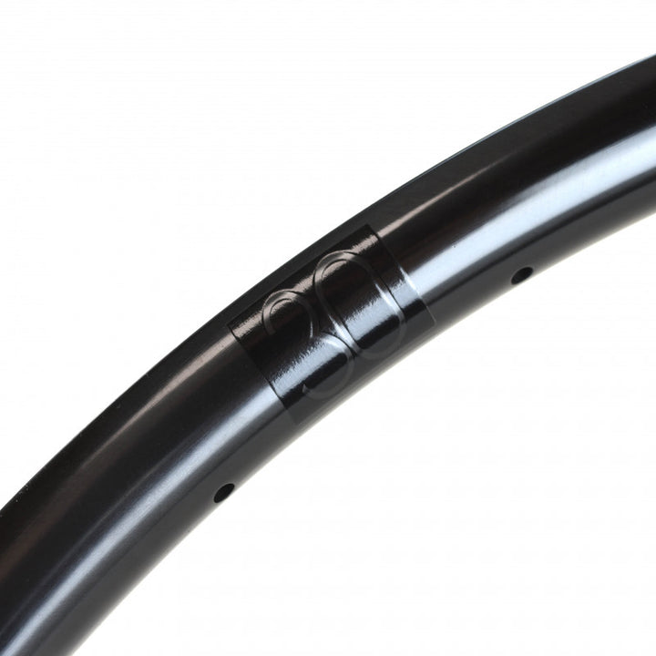 DUKE Aro Lucky Jack SLS4 6TERS 26 / 28 / 30 :: 29” 28H Asimétrico Carbón